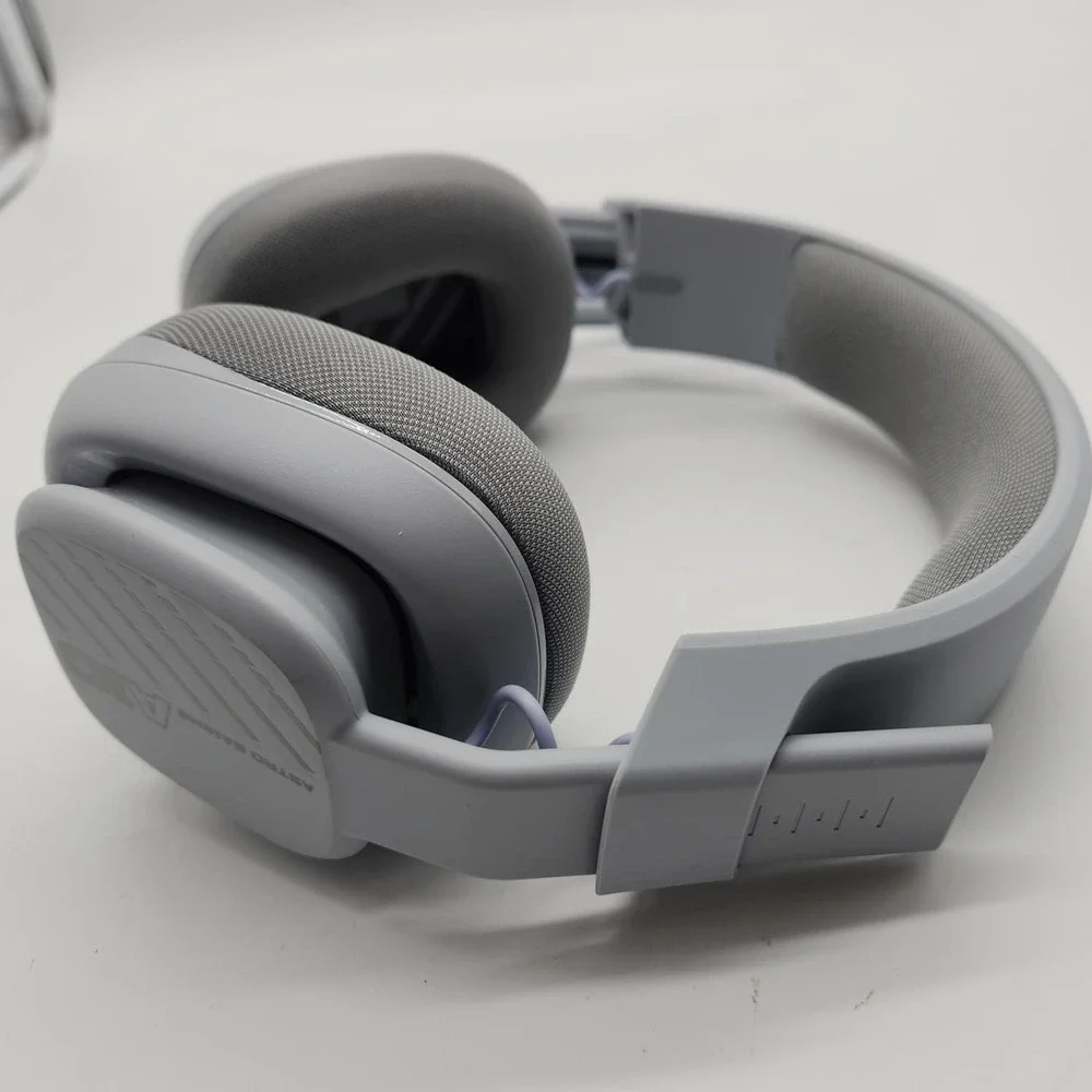 ASTRO Gaming A10 Gen 2 Wired Gaming Headset PS5 Xbox Switch PC Gray 3.5mm